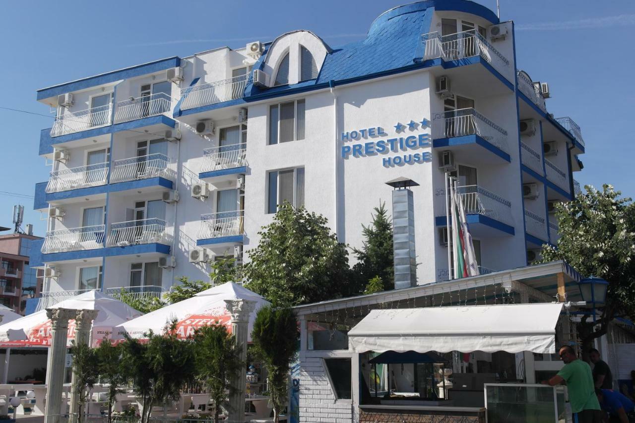 Hotel Prestige House Pantai Sunny Bagian luar foto